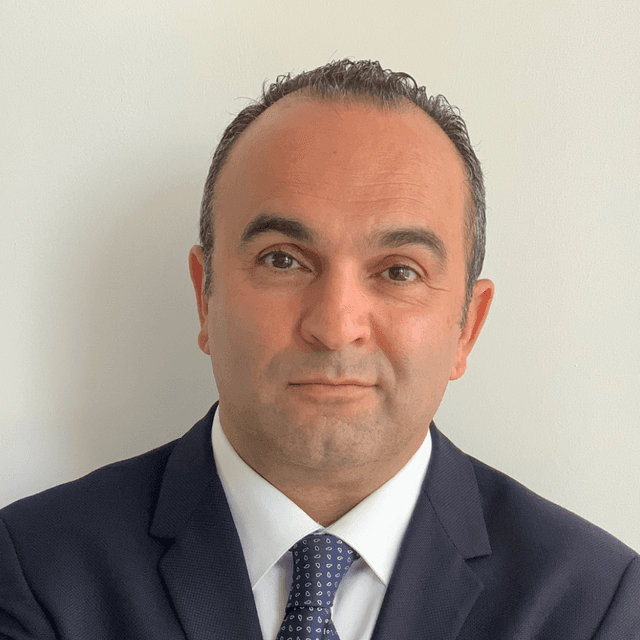 Mr Farchad Kaviani profile